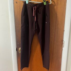 Figs Yola Skinny Scrub Pants in Espresso